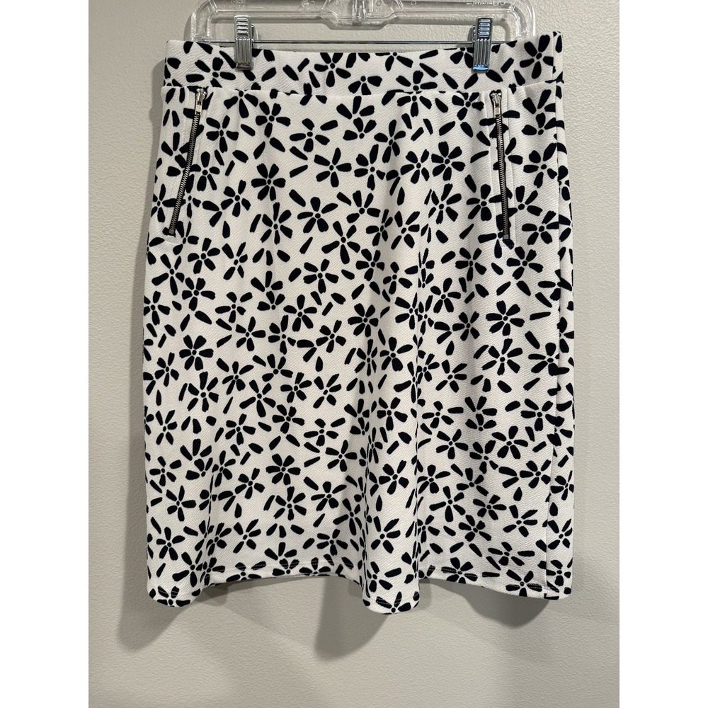 Le Lis Collection‎ XL Maura Zip Pocket Detail Skirt